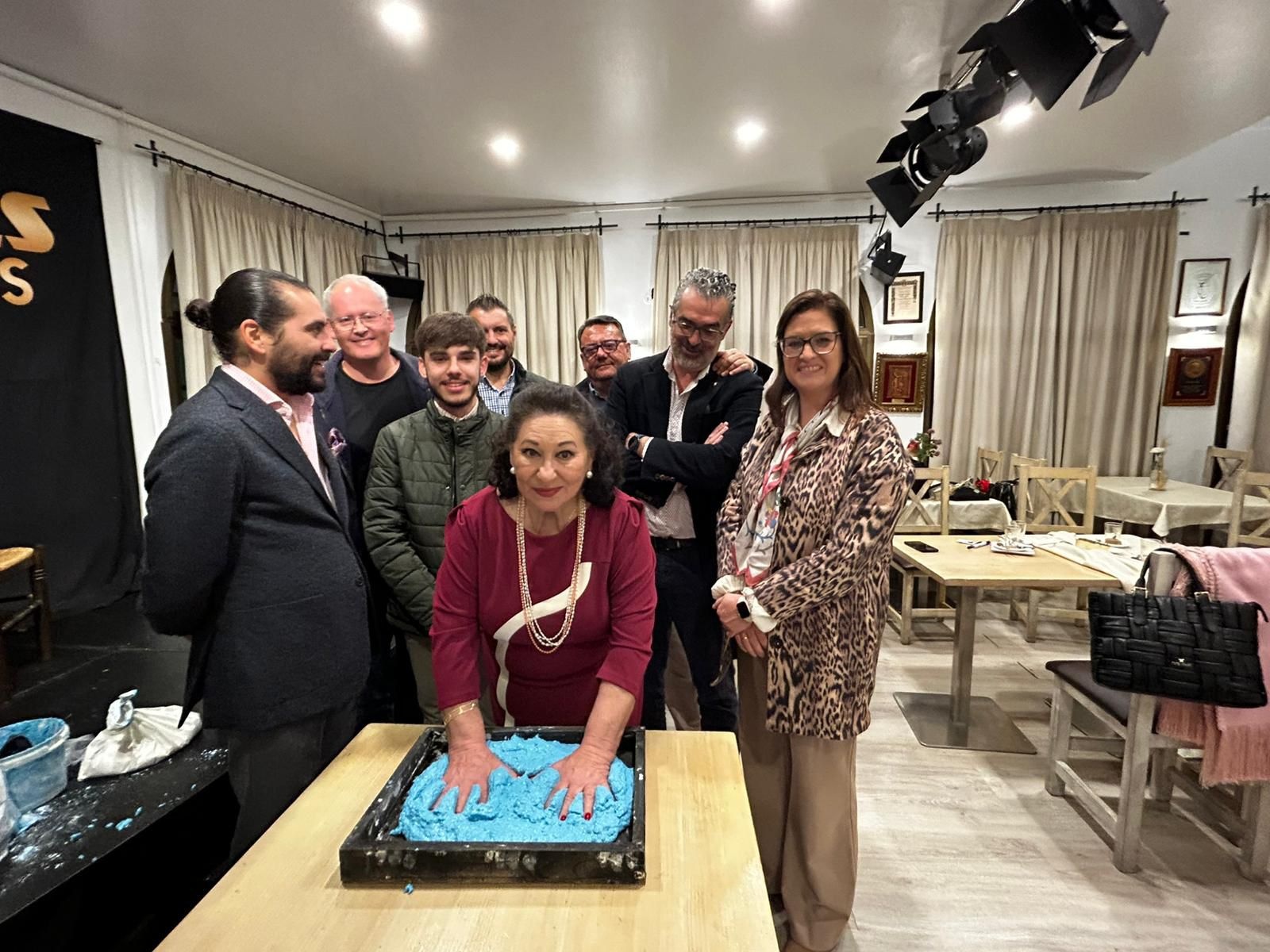 7049c83b-b653-4075-b5a7-e0bf4063b904